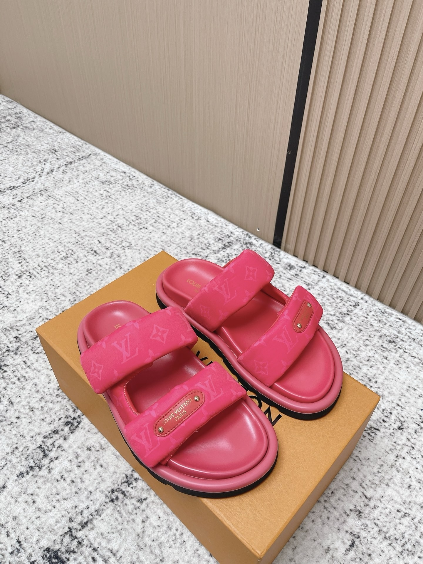 L X V SLIPPERS detail 6