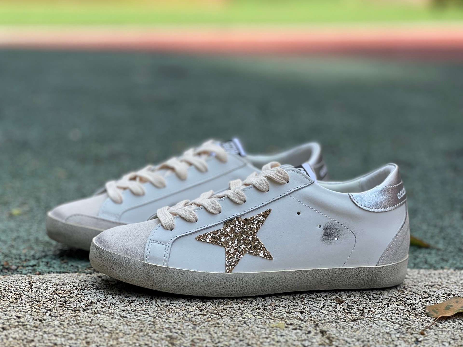 Golden Goose Super-Star GGD 米白