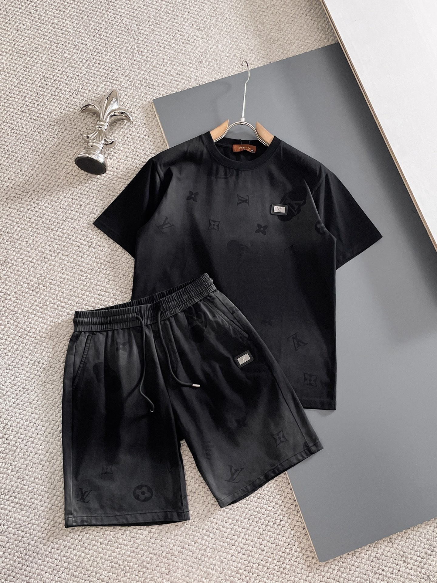 L X V Two-piece suit