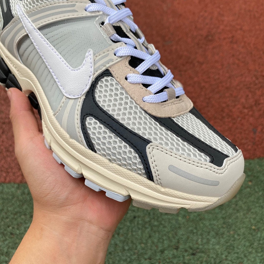 Nike Zoom Vomero 5白黑荧光低帮运动跑步鞋FN7649-110