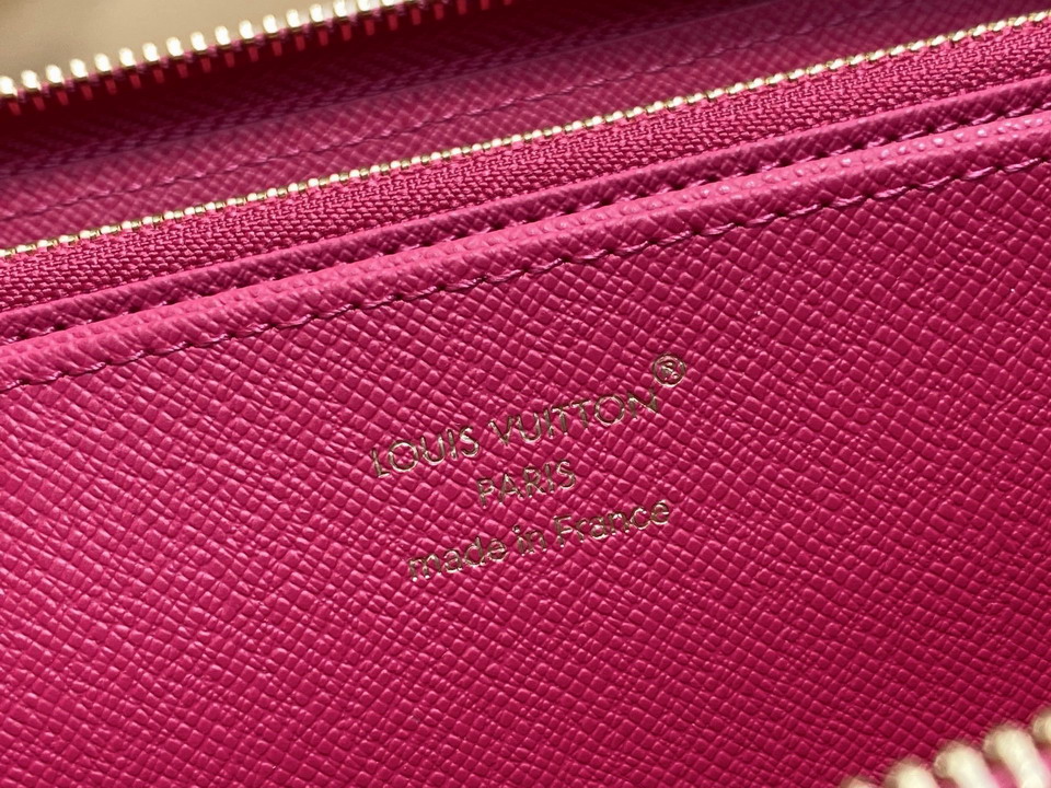 L X V Wallets(Multiple sizes) detail 28