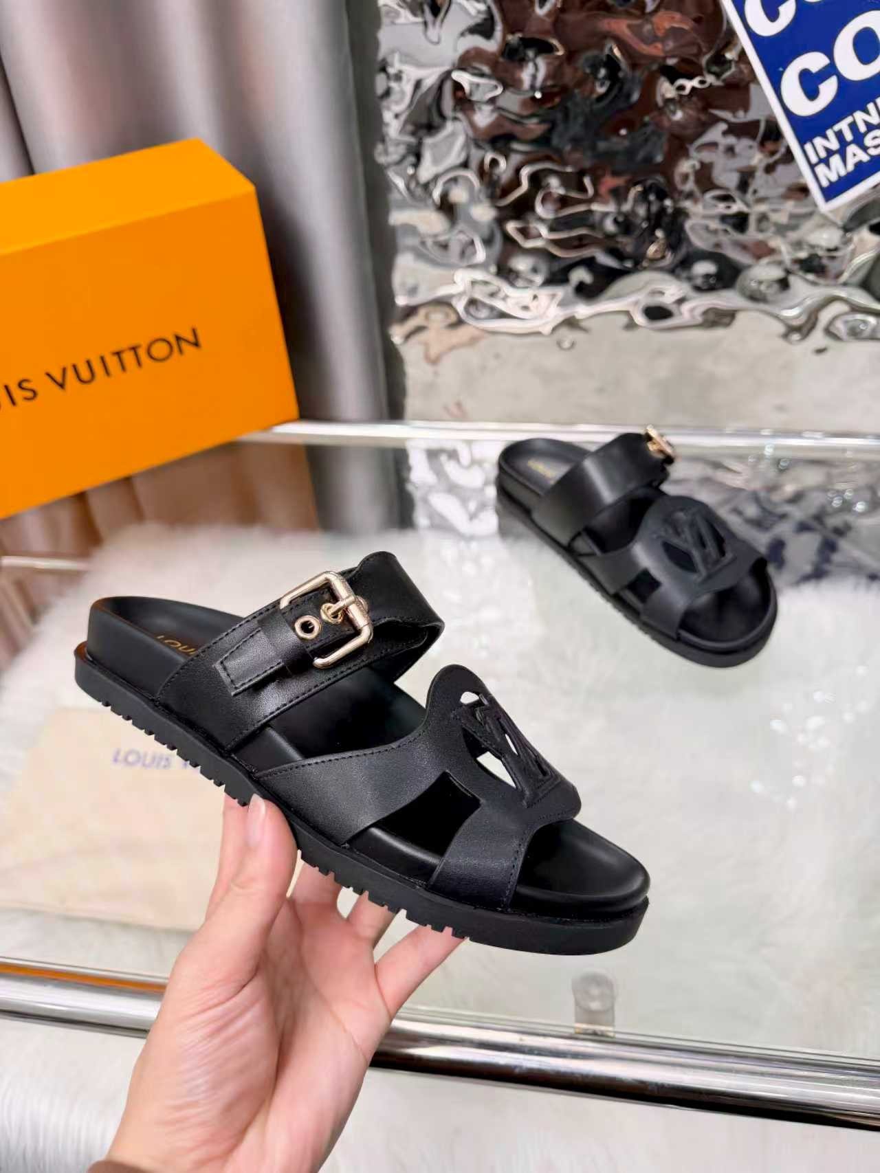 L X V SLIPPERS detail 6
