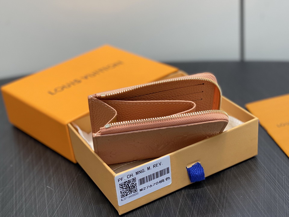 L X V Wallets(Multiple sizes) detail 16