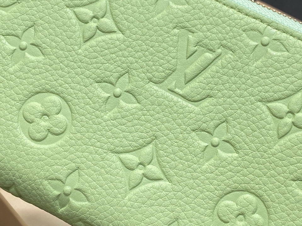 L X V Wallets(Multiple sizes) detail 24