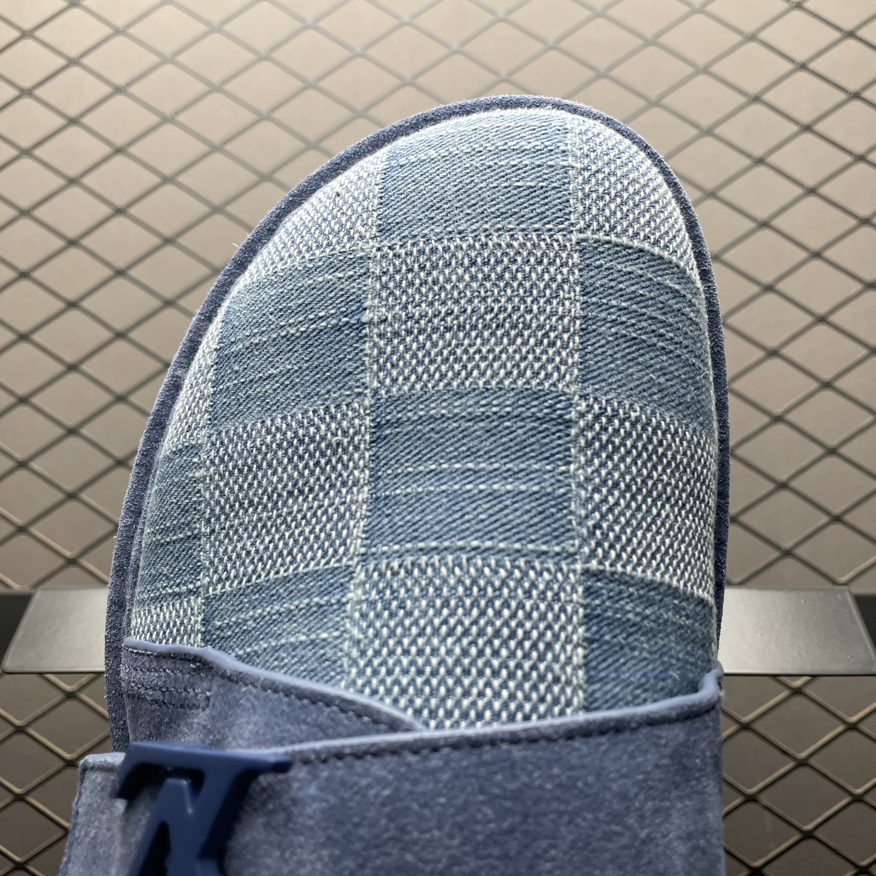 L X V Easy slippers detail 7
