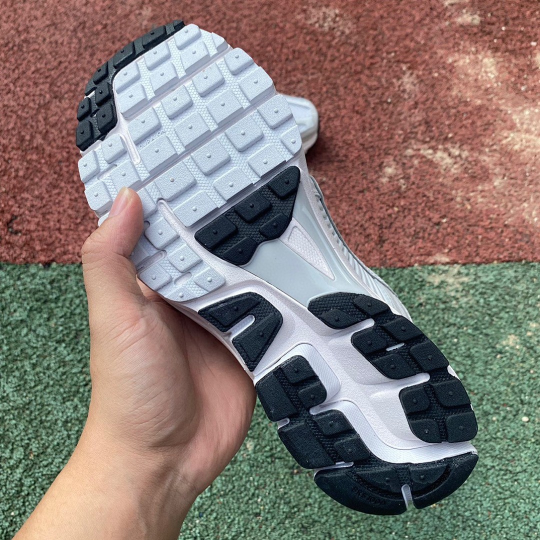 Zoom Vomero 5白灰 Nike Air Zoom Vomero 5防滑耐磨女款 低帮跑步鞋 bv1358-001