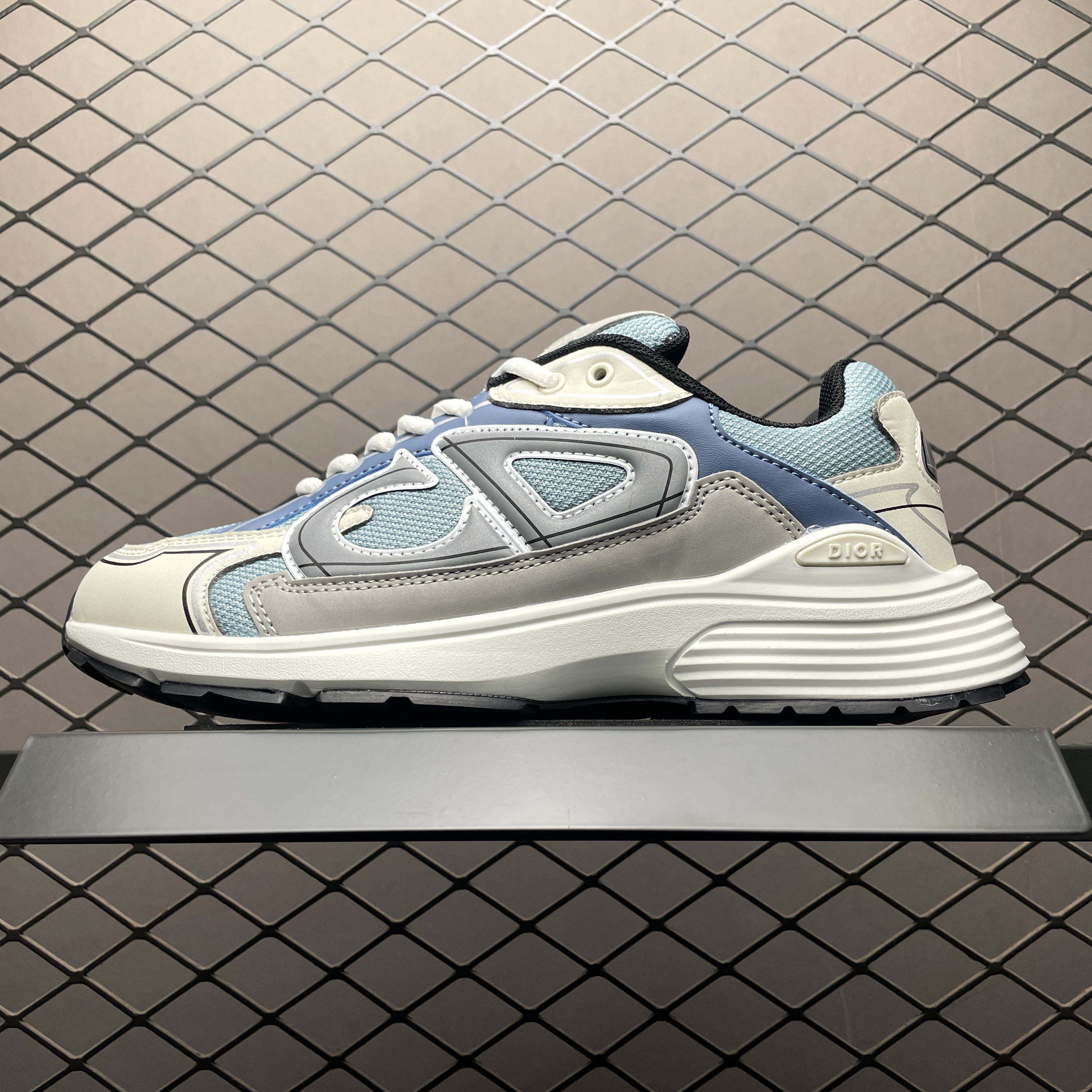 DR b30 sneaker
