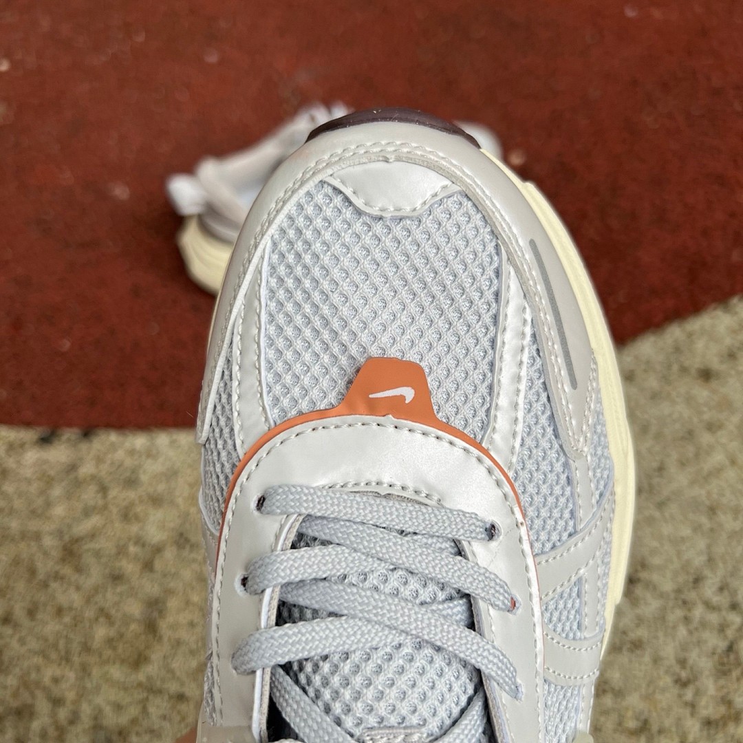 Nike v2k米灰棕 Nike耐克 V2K RUN舒适运动休闲老爹鞋 FD0736-202