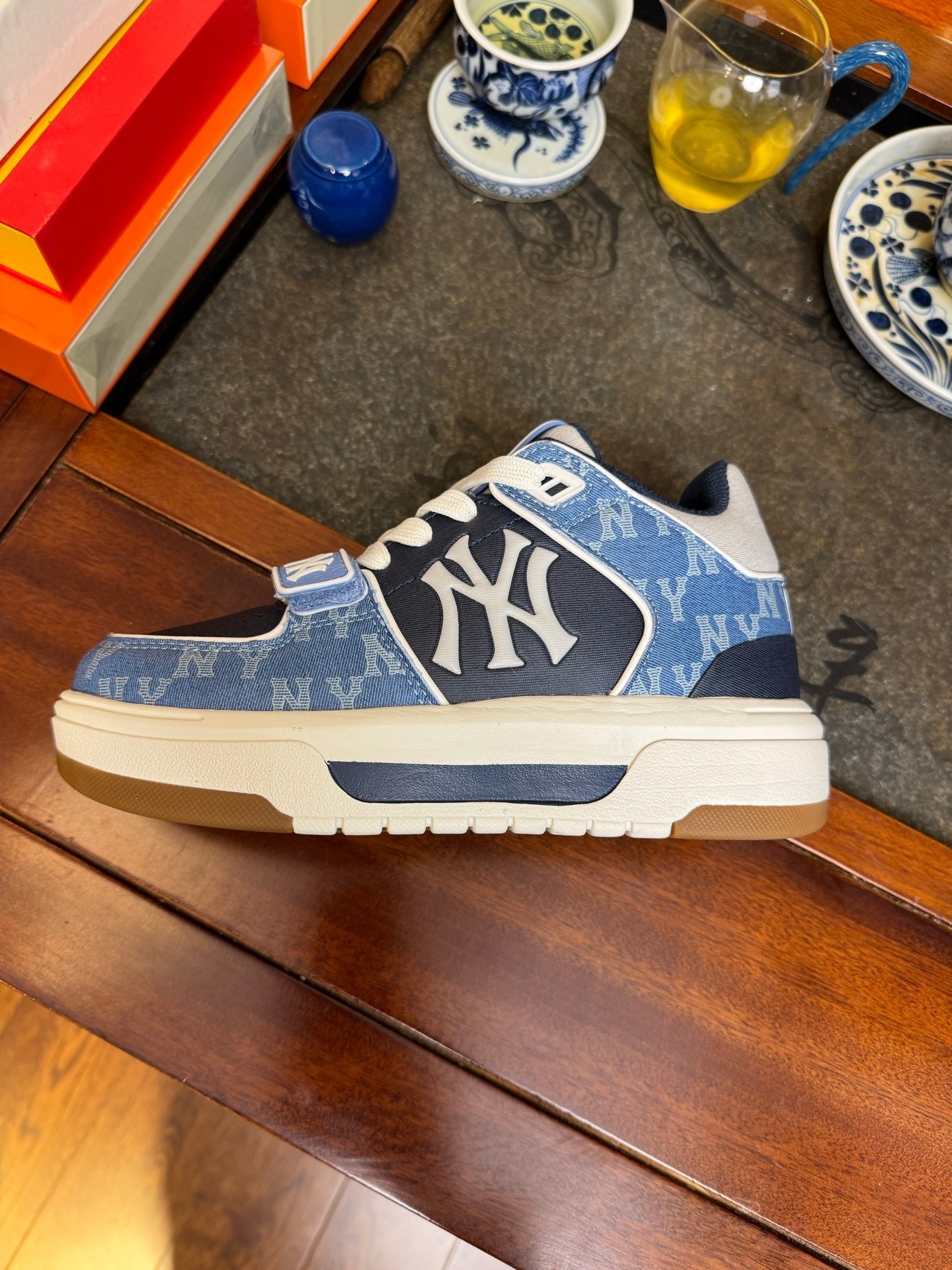 MLB黑蓝牛仔  Chunky Liner Basic MID 中帮魔术贴 老化牛仔蓝 增高厚底板鞋 3ASXCHL4N (GP008)