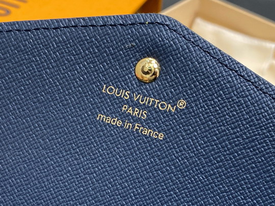 L X V Wallets(Multiple sizes) detail 10