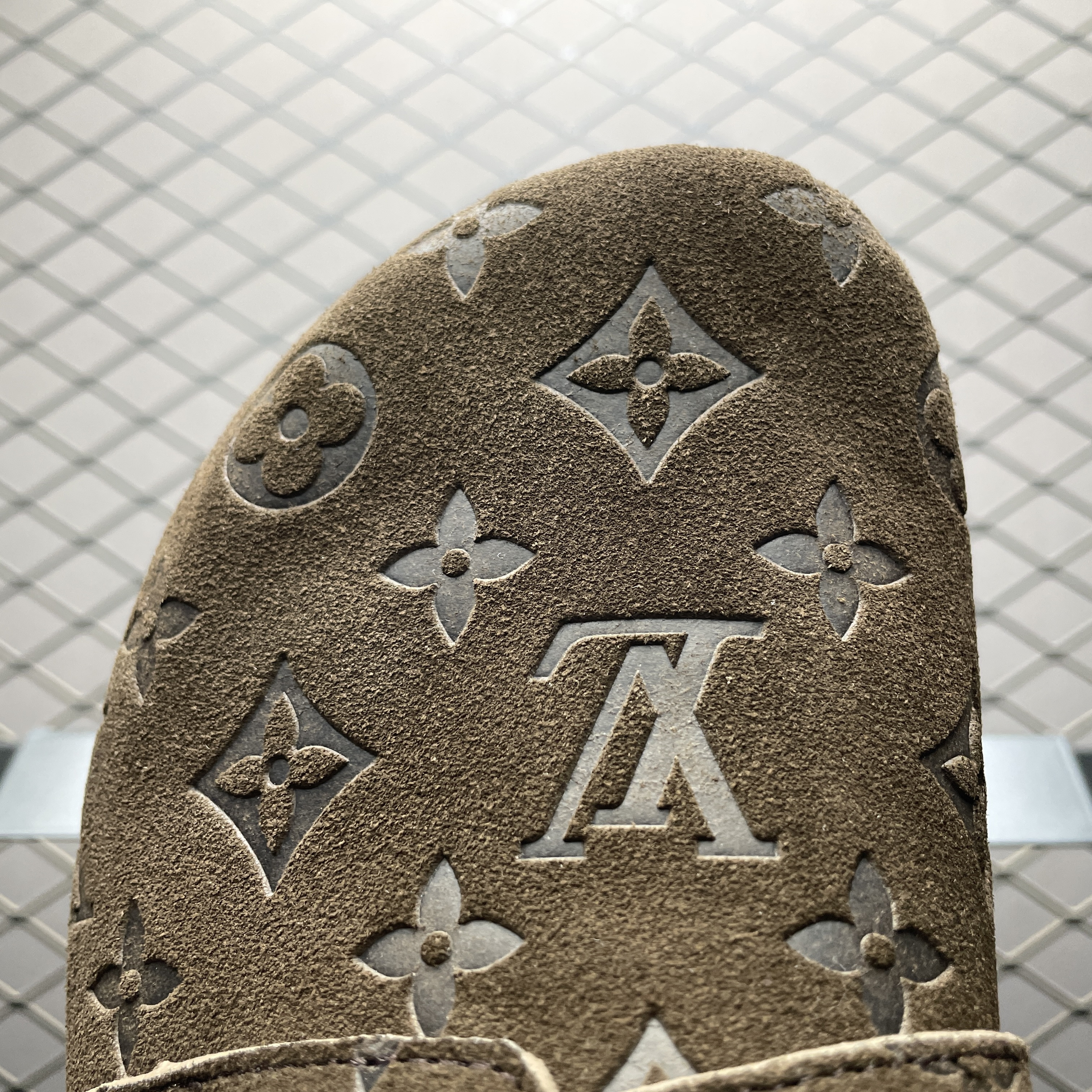 L X V Easy slippers(Multiple colors) detail 24