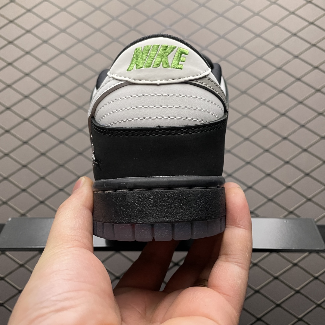 NK SB Dunk Low Staple Panda Pigeon BV1310-013 detail 3