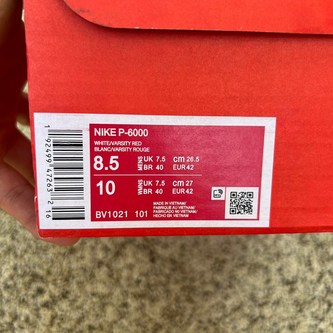 Nike P-6000白银黑红 Nike耐克 P-6000 PRM 网面透气耐磨运动训练复古跑步鞋 BV1021-101
