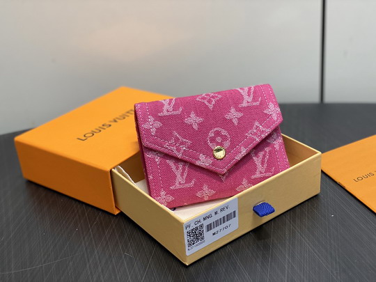 L X V Wallets(Multiple sizes) detail 11