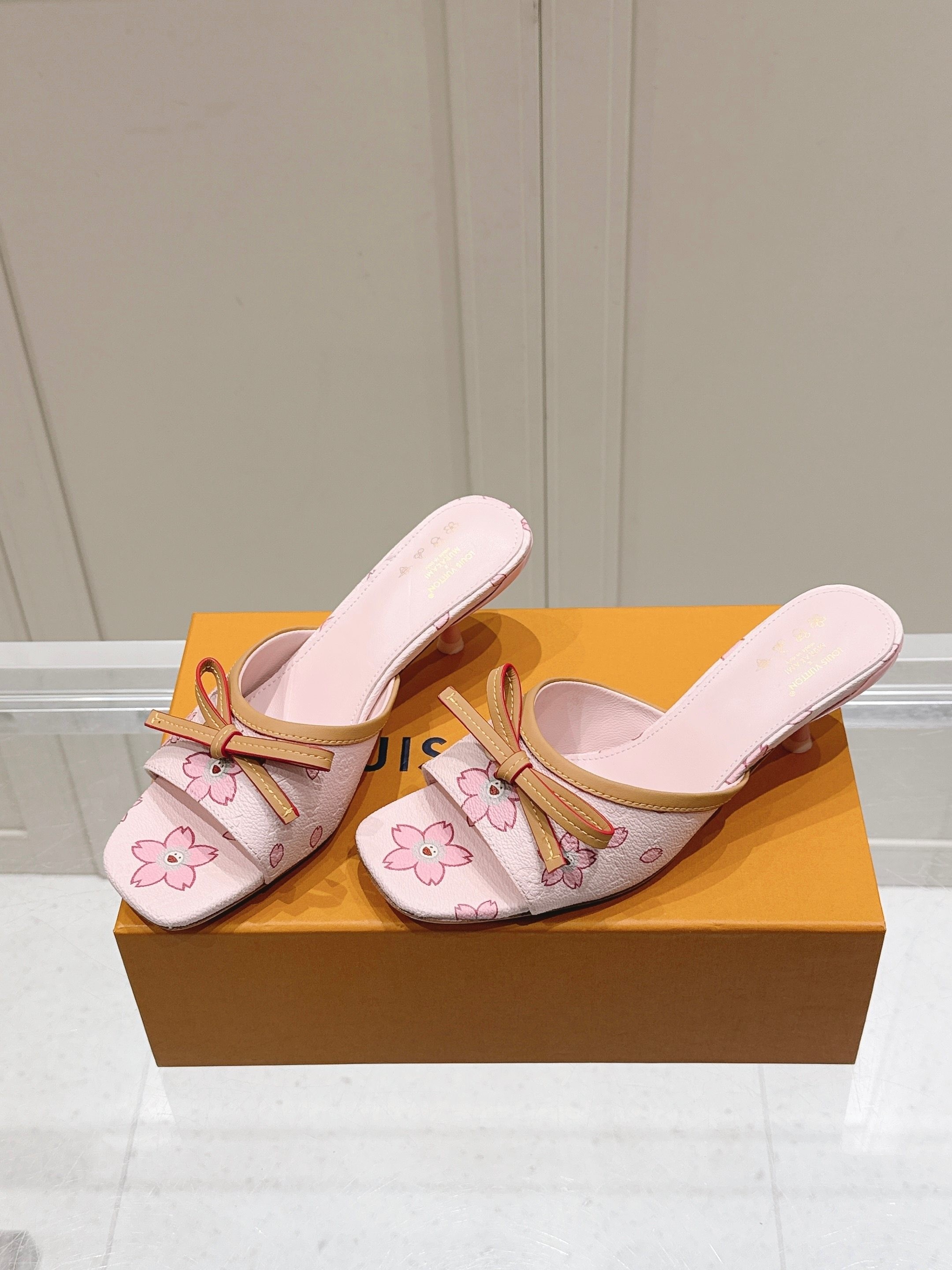 L X V Female High Heels 5.5cm（Multiple colors）