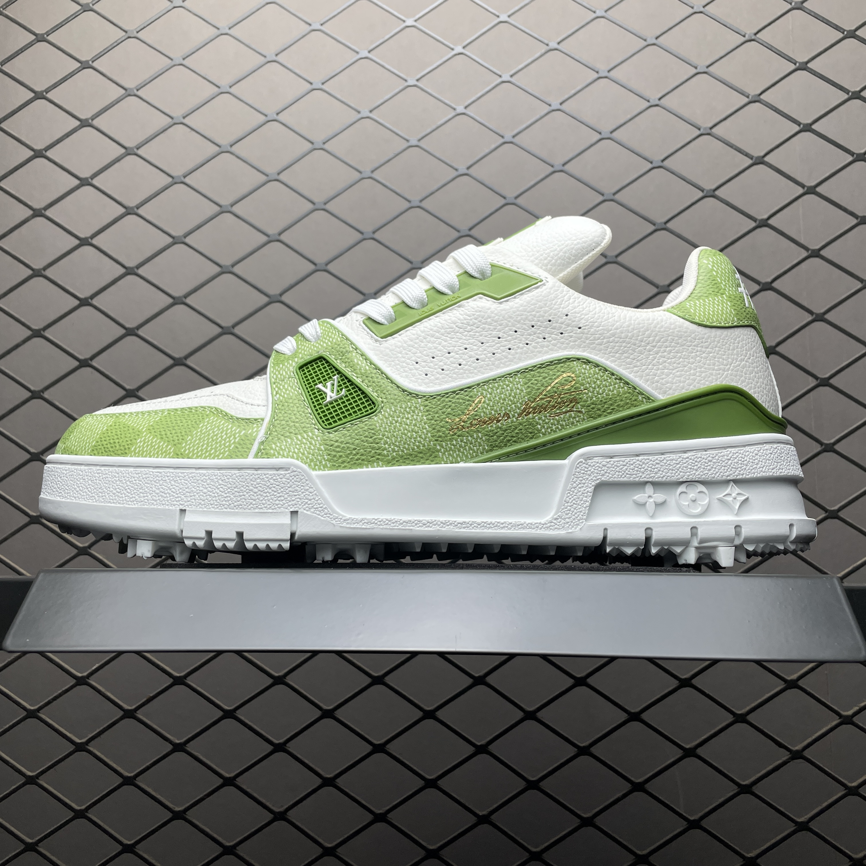 L X V TRAINER SNEAKERS