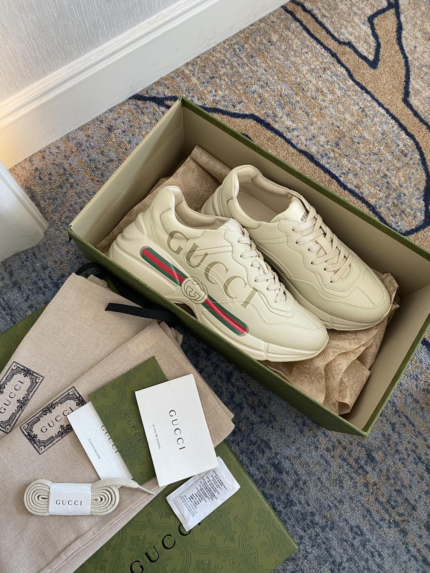 Gucci Rhyton Sneaker shoes