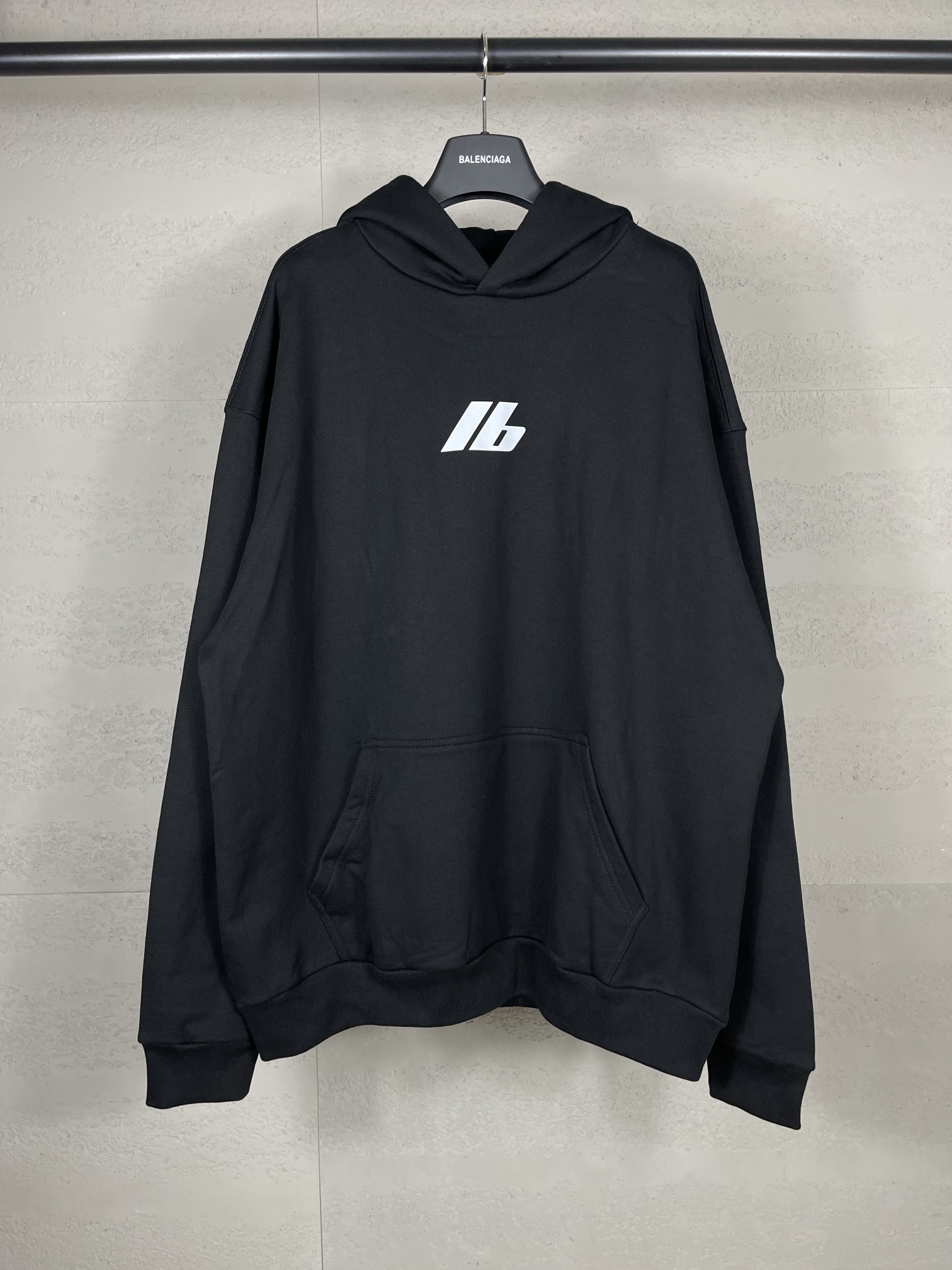 Balenciaga Sweatshirts 015