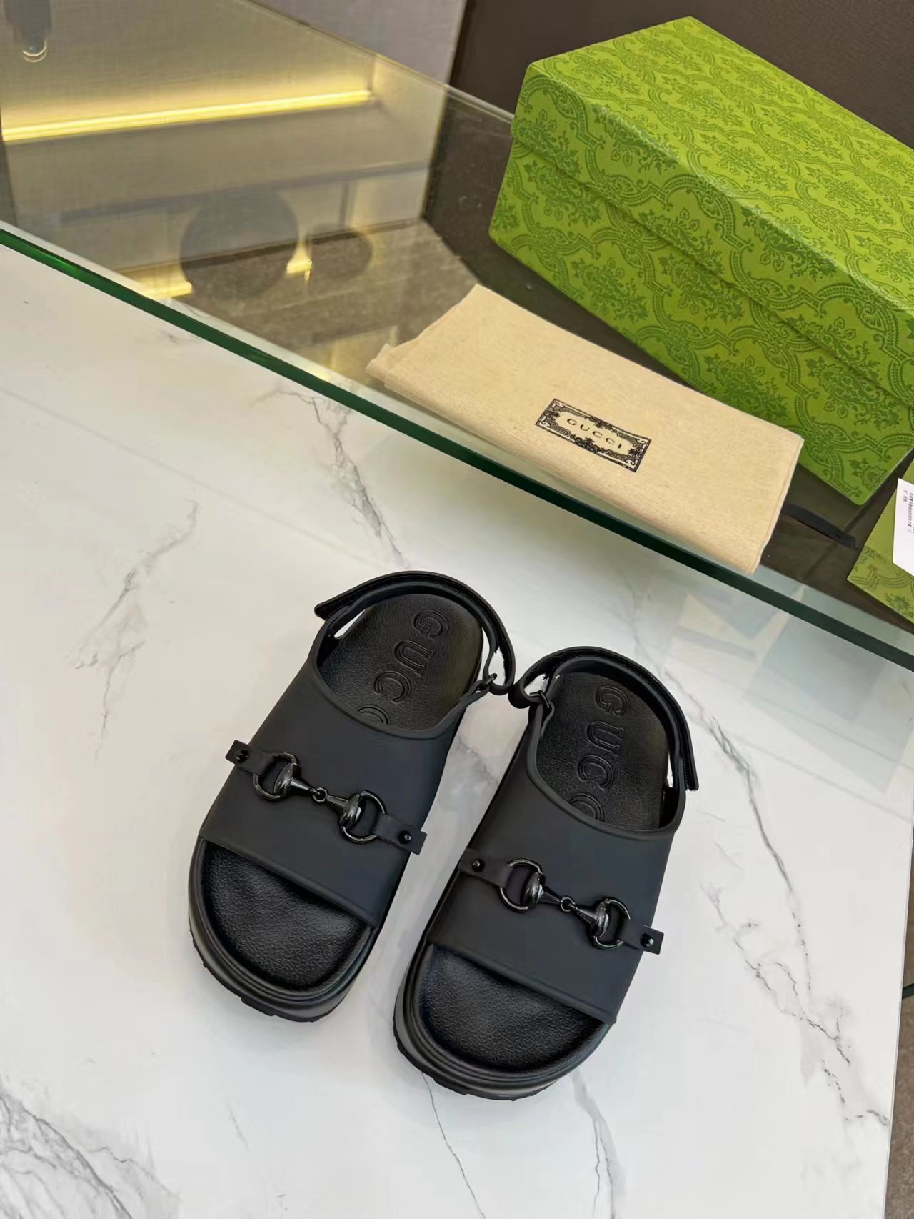 Gucci shoes 019 XM002