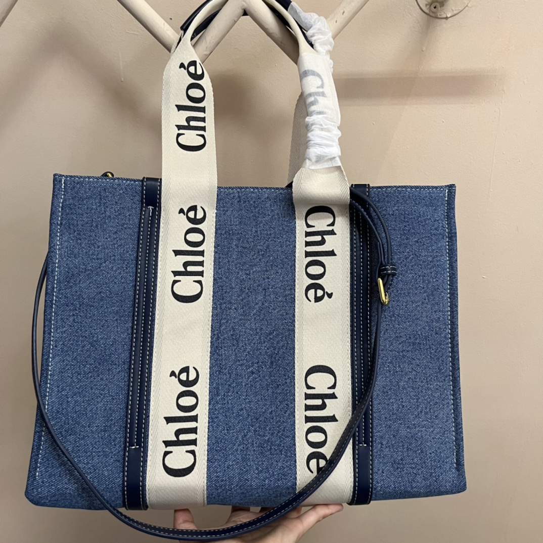 Chloe002LM501