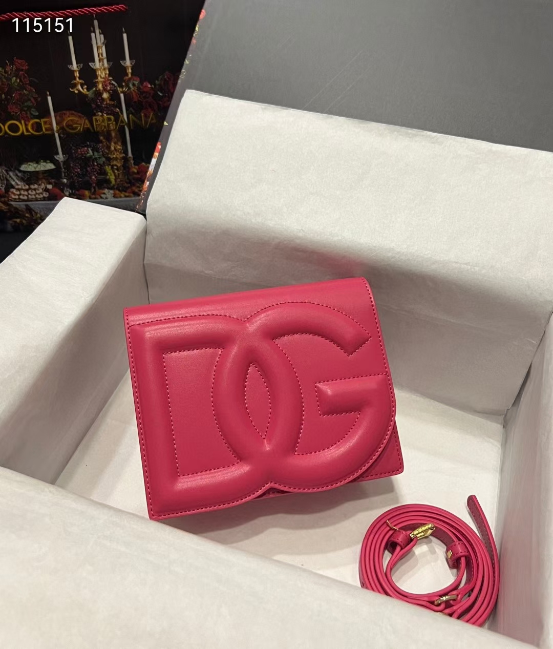 D&G 003 Red LM022 20cm