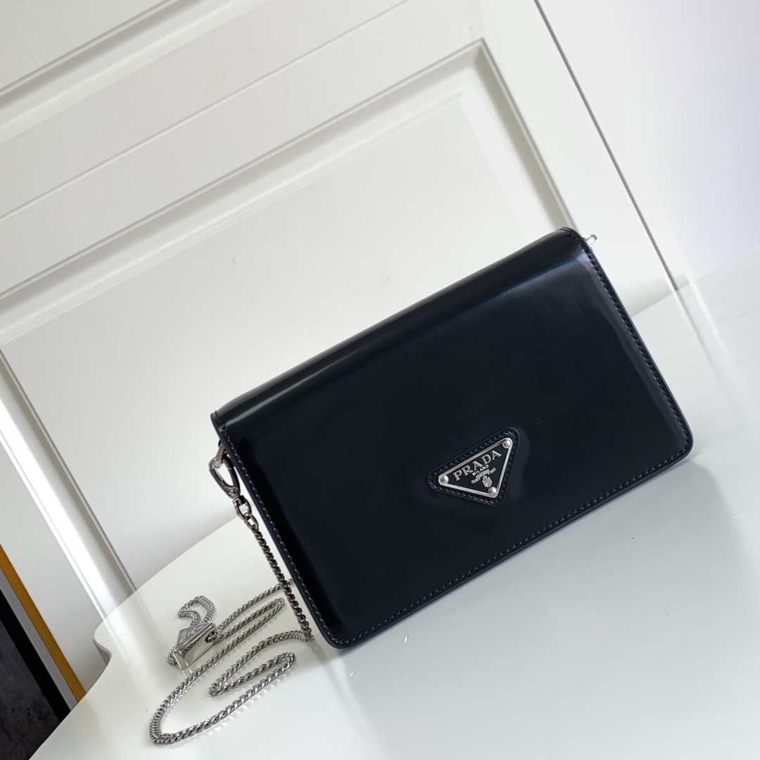 Prada1BD307 22PJ551