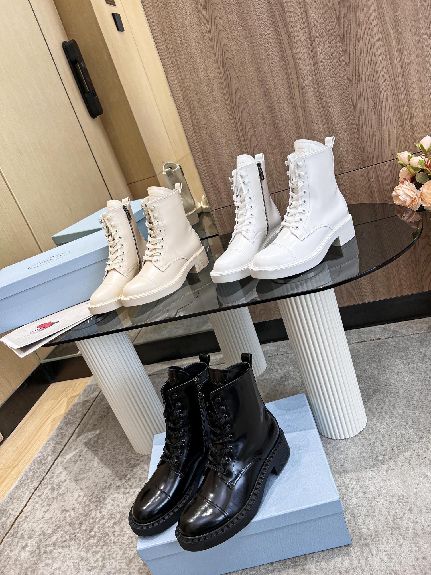 PRADA 006 boots XM023