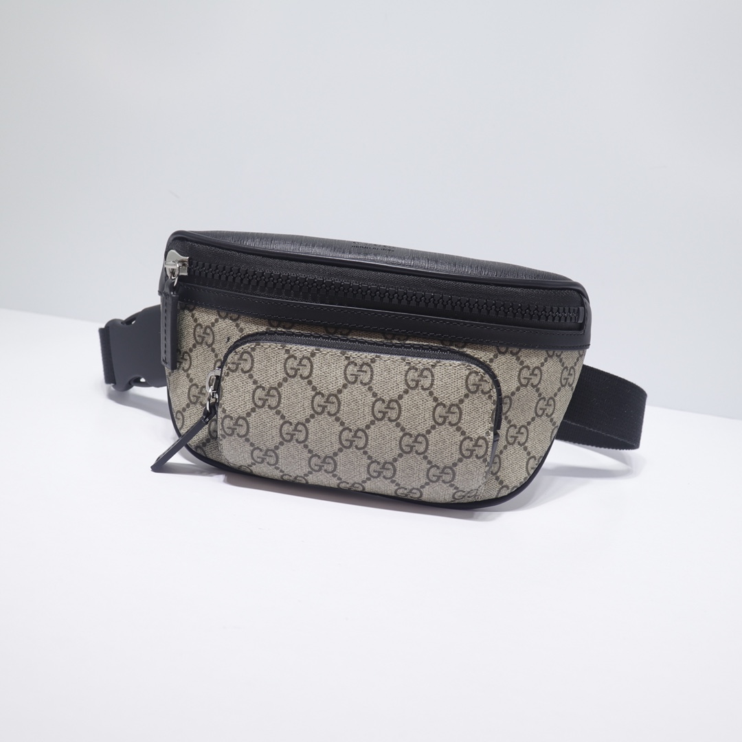Gucci450946smile041