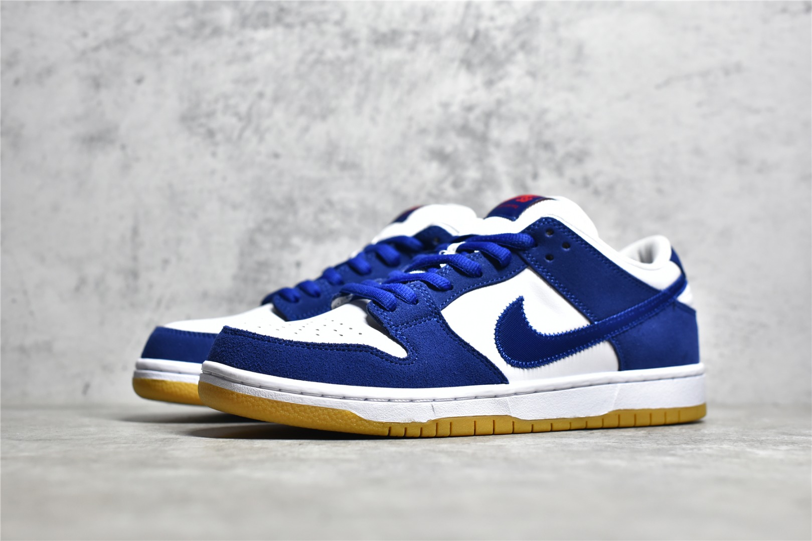 Nk SB Dunk Low DO9395-400 XM072