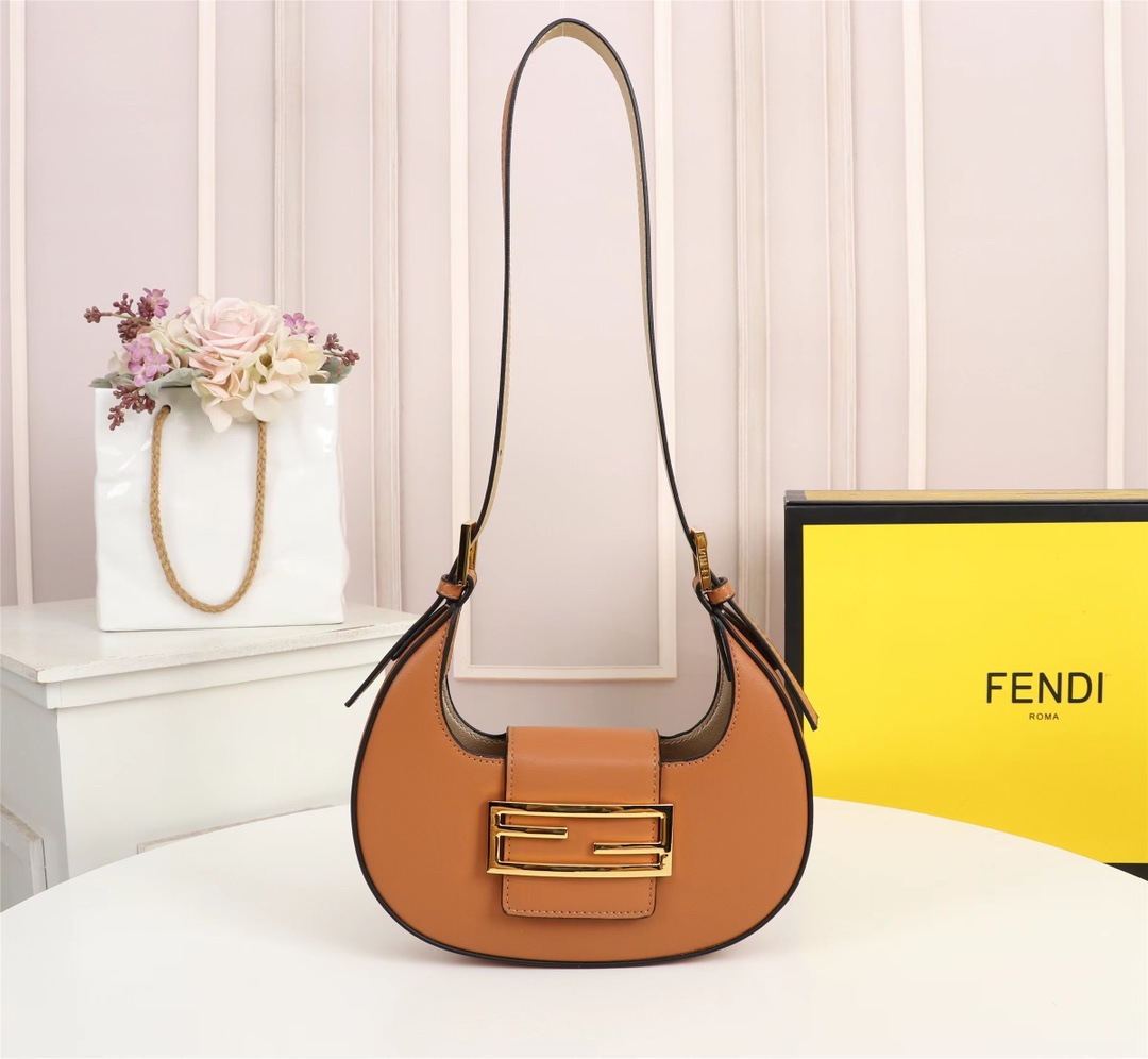 FENDI2123JQE