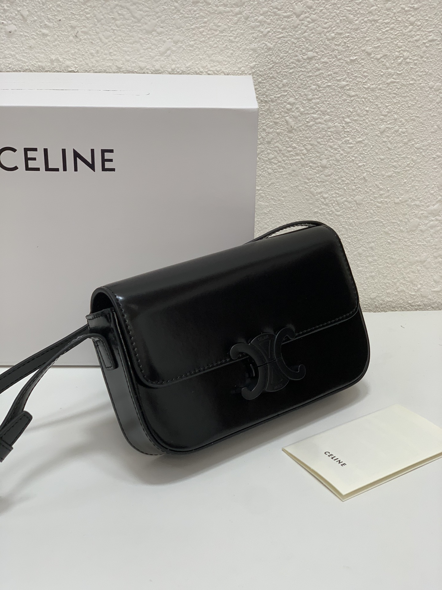Celine002XX571