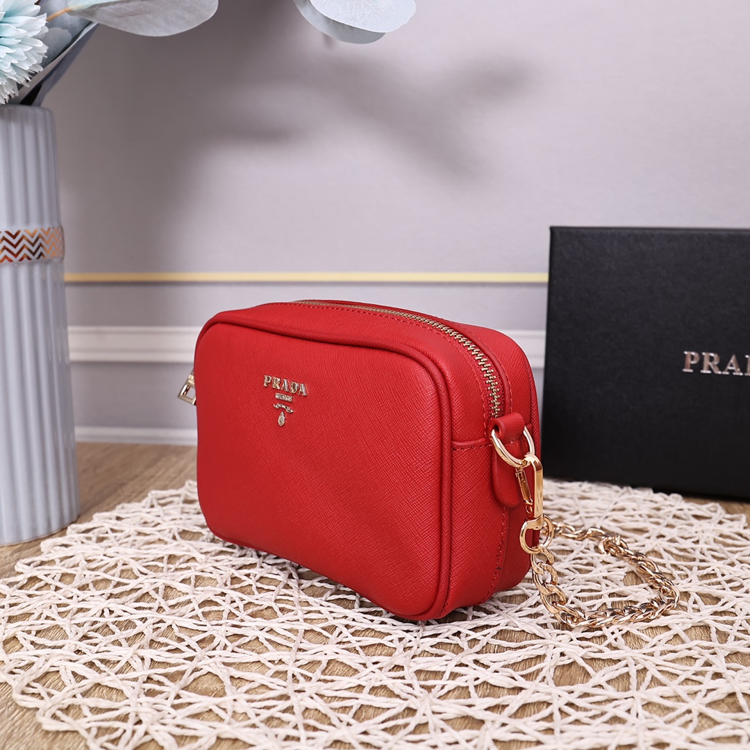 Prada0837 22PJ021