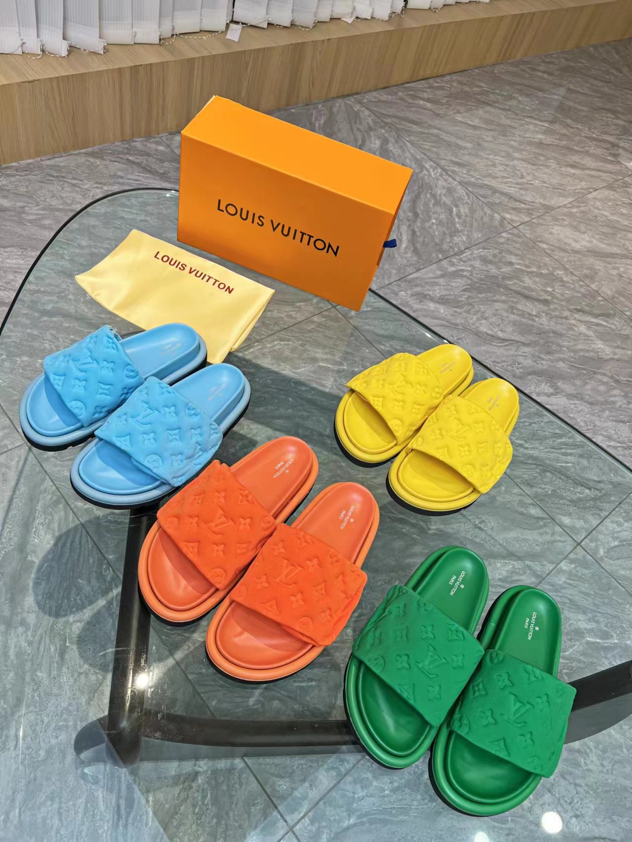 LV shoes 001 XM 081