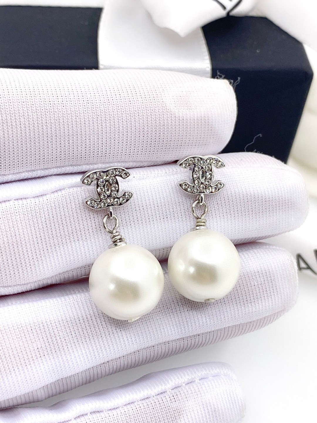 Chanel Earring 018