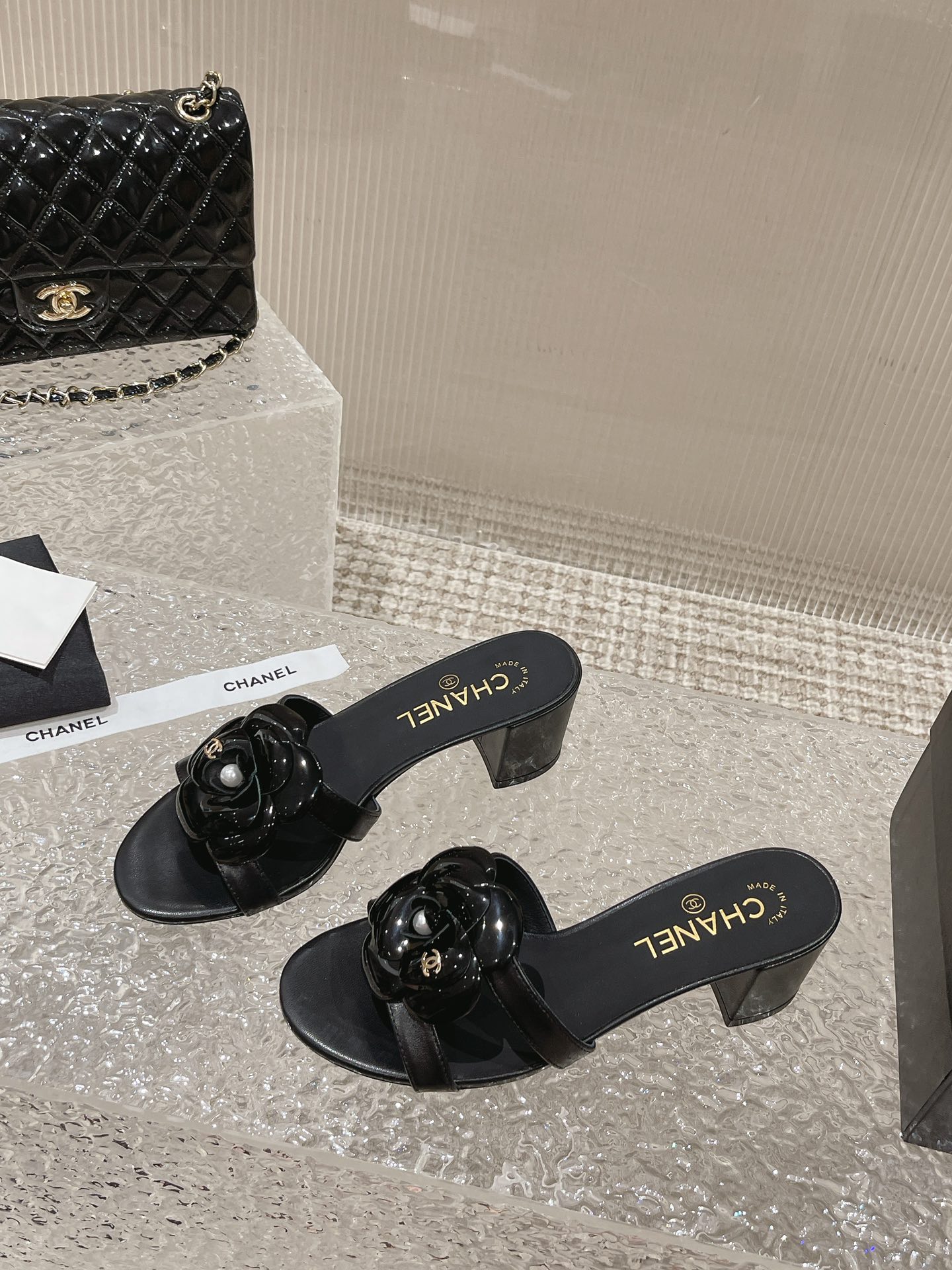 Chanel shoes 046 XM082