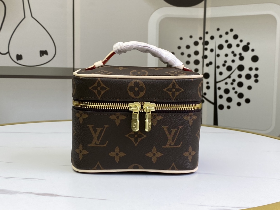 Louis Vuitton NICE BB