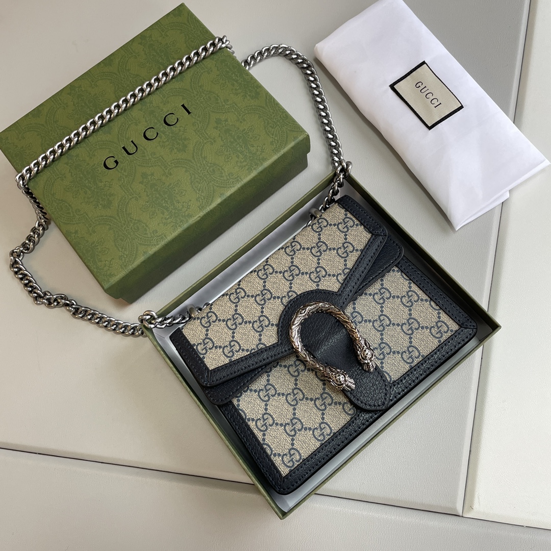 Gucci421970LM521