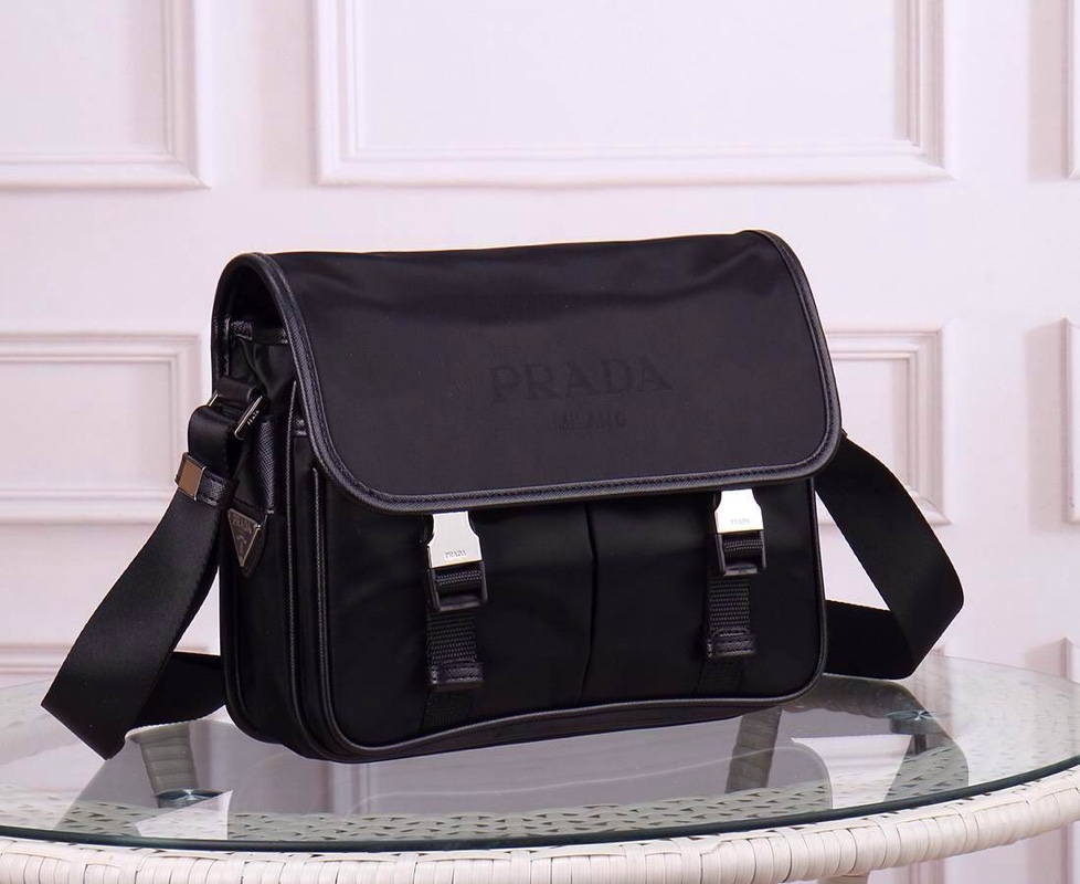 Prada mens messenger bag 0769