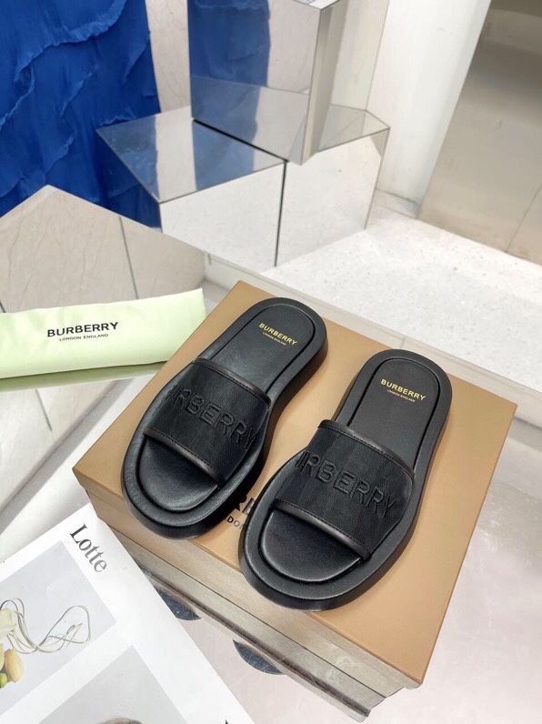 Burberry shoes 006 XM081