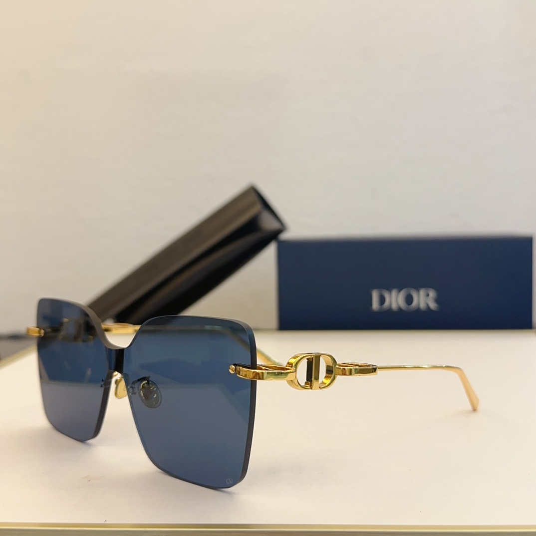 Dior Sunglasses Chain M1U SM051