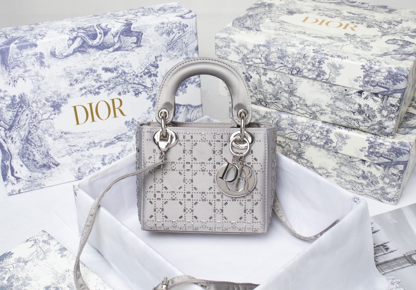 Dior2028XB061