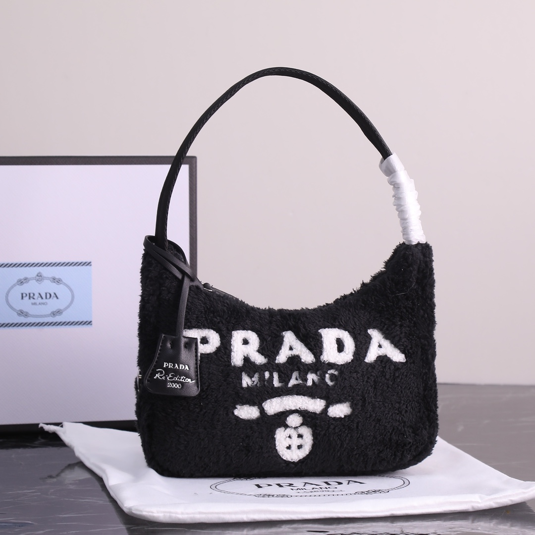 Prada001MQ031