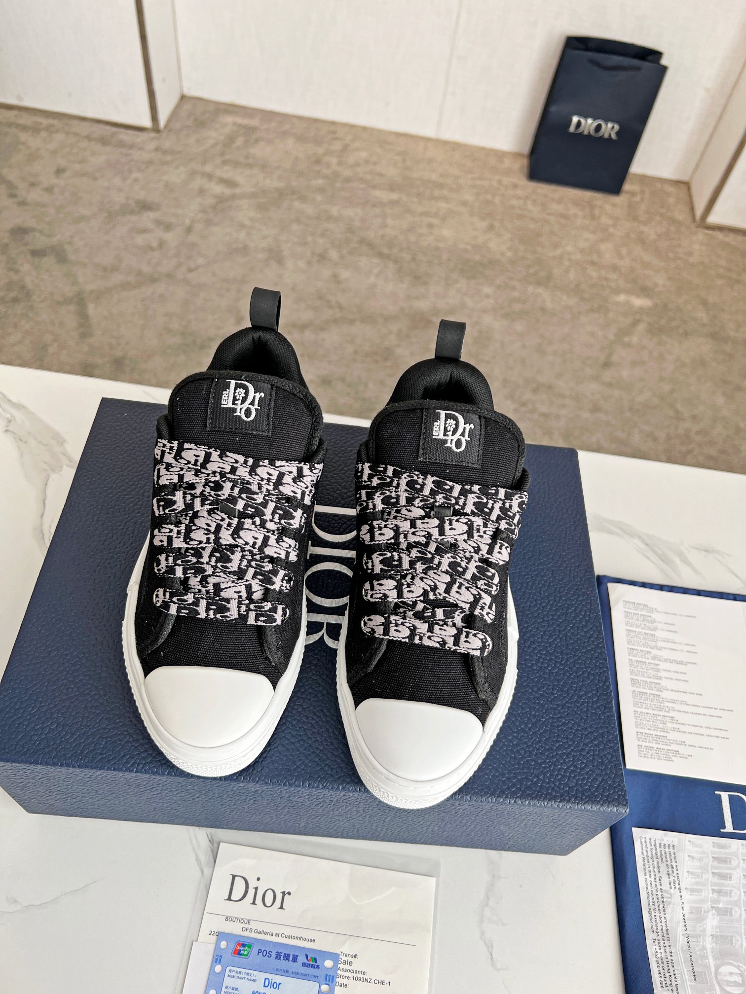 Dior 002 Casual shoes XM 072