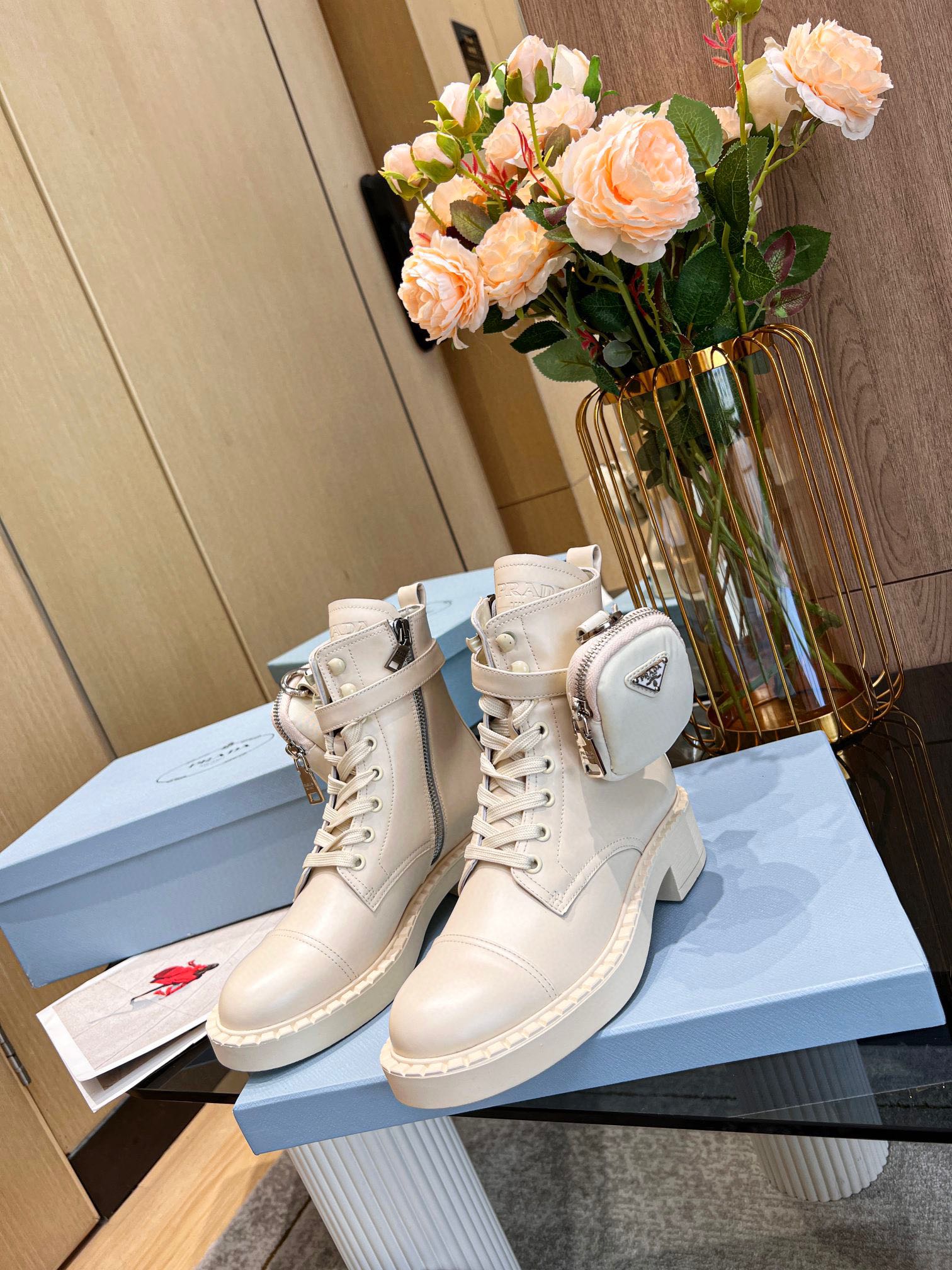 PRADA 003 boots XM053