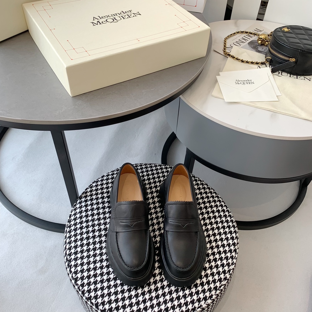 Alexander MCQueen shoes 002