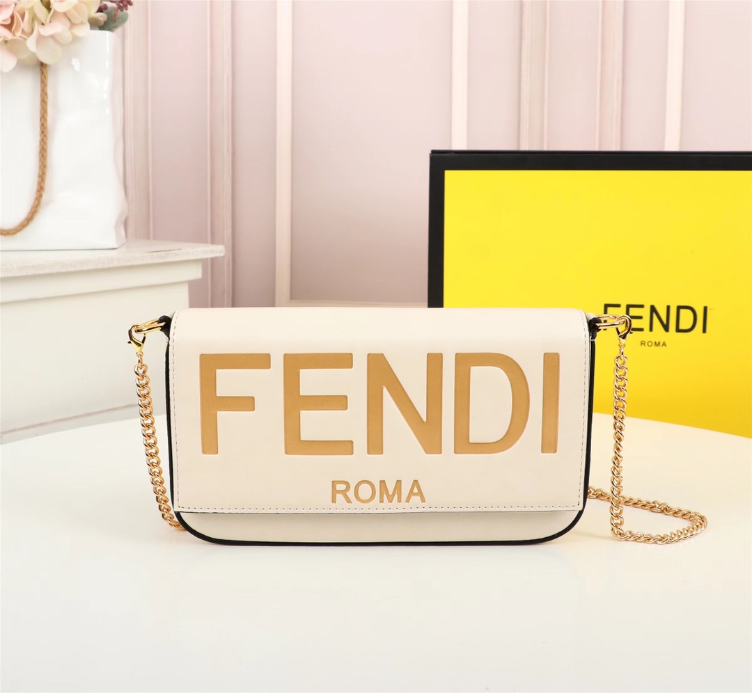 Fendi80020JQE011
