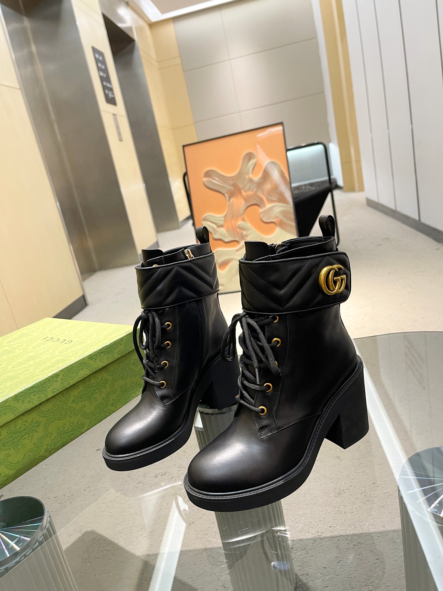 Gucci 018 boots XM023063