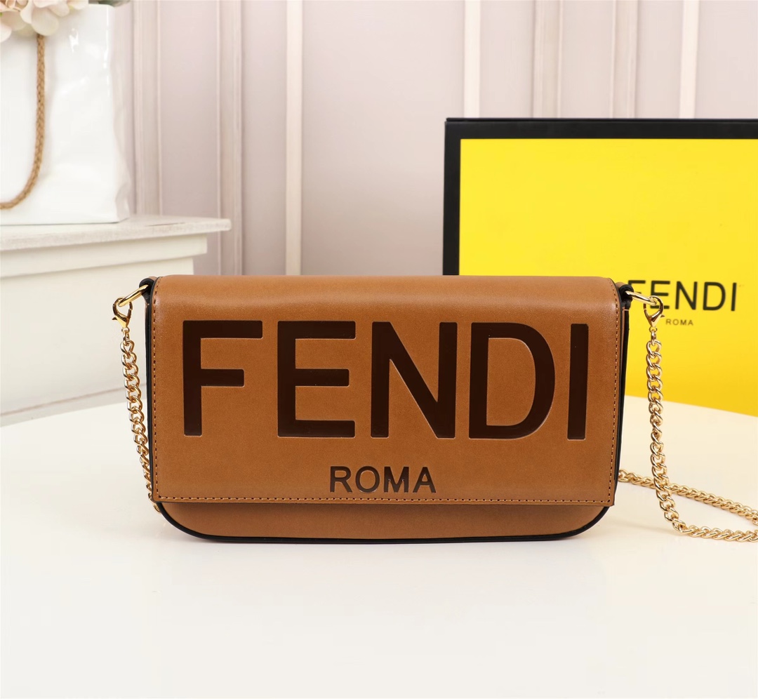 Fendi80020JQE011