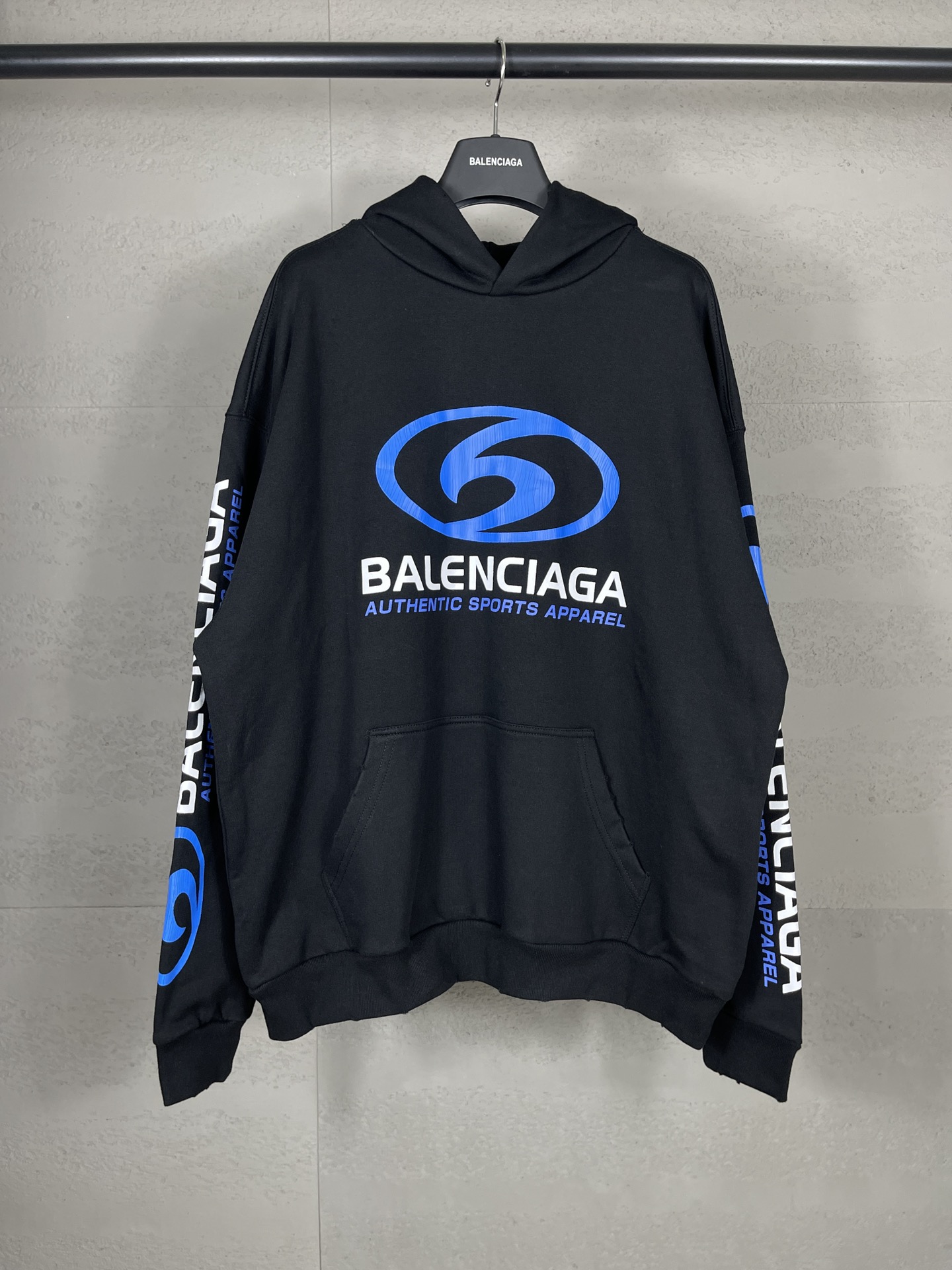 Balenciaga Sweatshirts 017