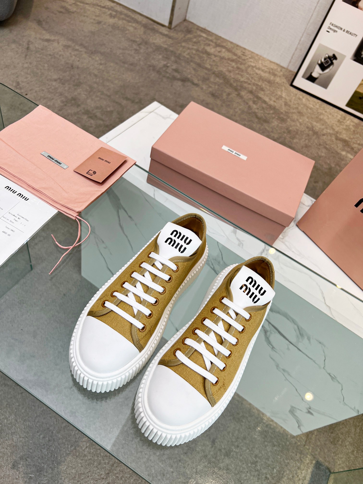 Miu Miu 001 Casual shoes XM 032